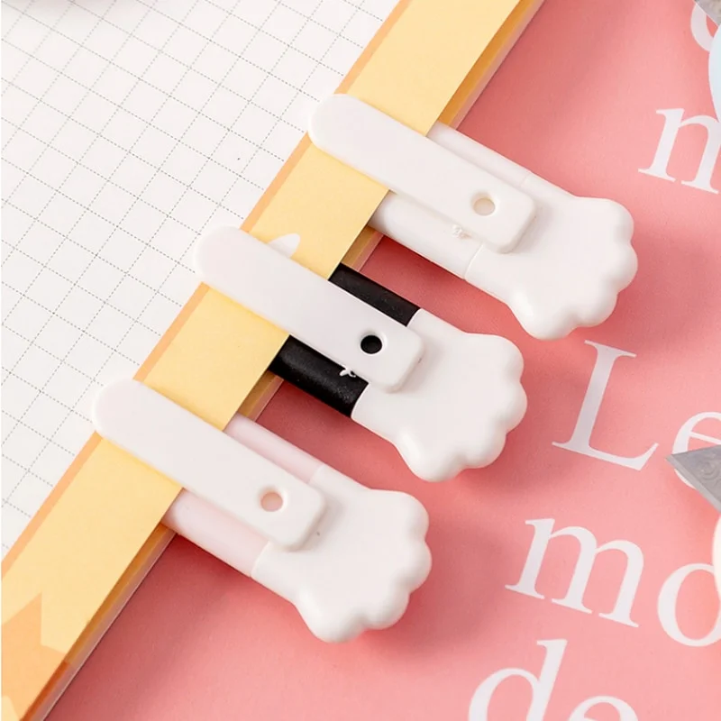 Kawaii Cute Cat Paw Mini Box Cutter - Image 4