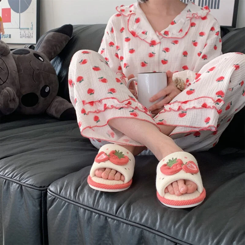 Kawaii Strawberry Soft Slippers - Image 4